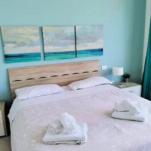 Red Luxury In Borgo Guardiola Near Cefalu Mandra Capreria