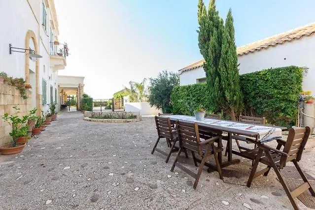 Podere Fossarunza Di Carlo Manzo Marsala Farm stay